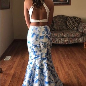 Prom dress